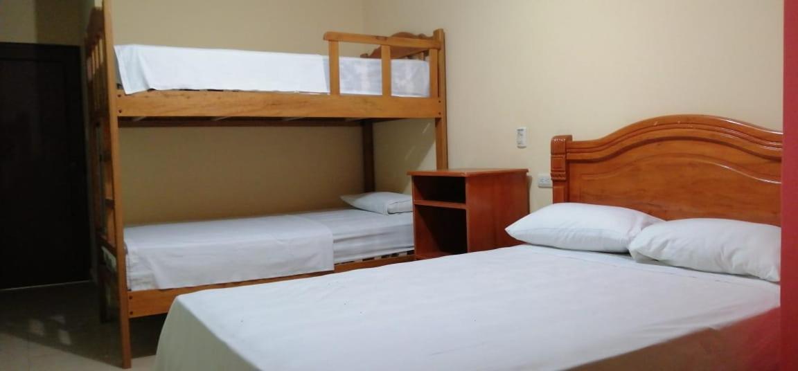 Hotel Internacional En Atacames Eksteriør billede